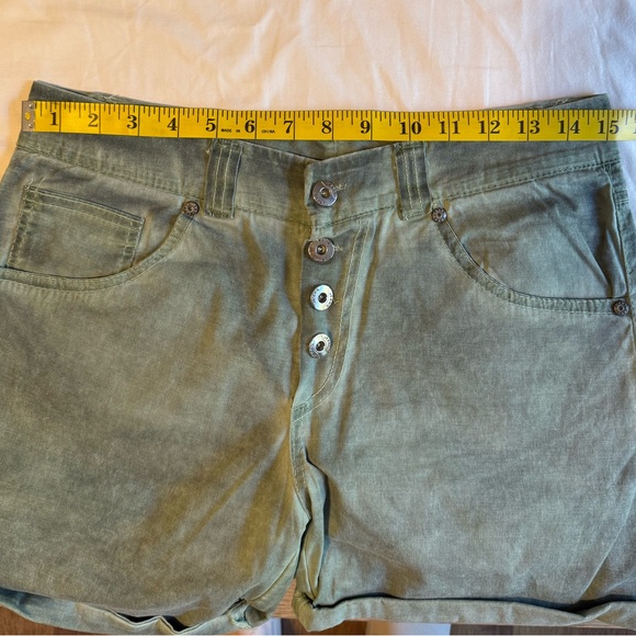 MADE IN ITALY!! Worn twice! Stretchy cotton shorts - Picture 10 of 10